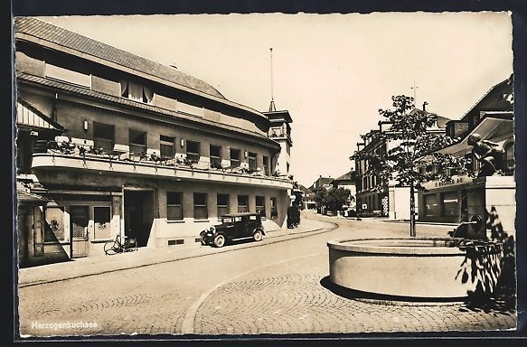 Cartoline postali: Herzogenbuchsee, Strassenpartie am Brunn – Usato da Berlin venduto da bartko-reher