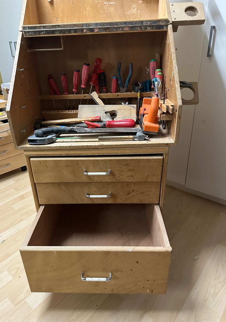 Armadi: Holz Werkzeugschrank – Usato da Brütten venduto da mir_8mgf 5