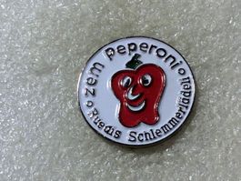 Ansteckpin 143: Ruedis Schlemmlädeli