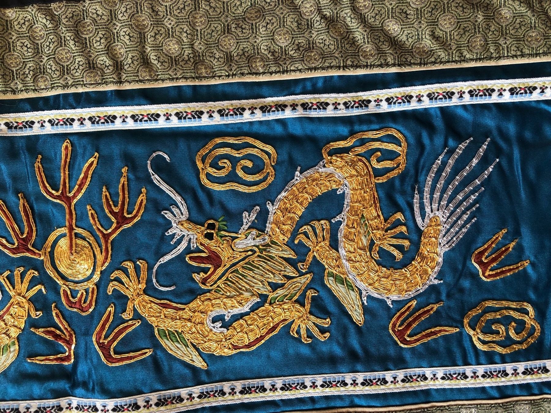 Tutte le decorazioni: Traditional Chinese Table Runner – Nuovo (secondo la descrizione) da Wohlen b. Bern venduto da cookiemonster 3