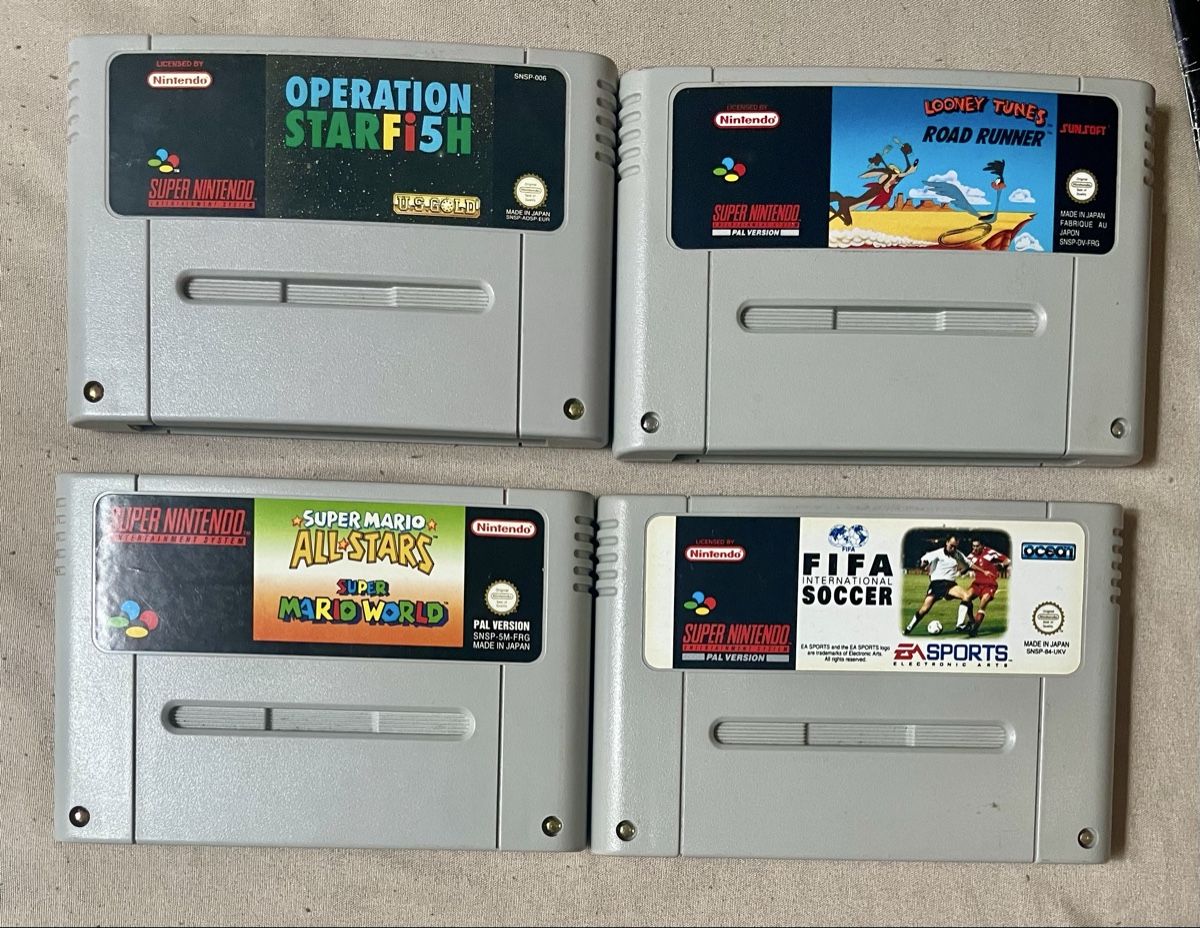 Nintendo Console: Nintendo SNES Europa + Manuale e 4 Giochi Top Condition Test – Usato da Gordola venduto da Vintage-Toys 3