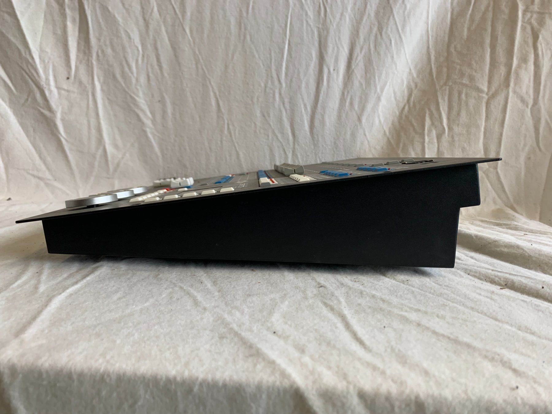 Console di mixaggio: Moving Light Controller Creator 1024 von Showtec (S358) – Usato da Däniken SO venduto da Profog1 3