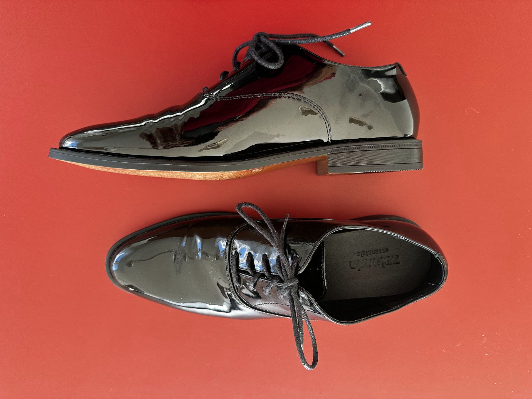 Zalando Scarpe da uomo: Lackschuhe Herren 42 schwarz – Usato da Winterthur venduto da Ricaston 4