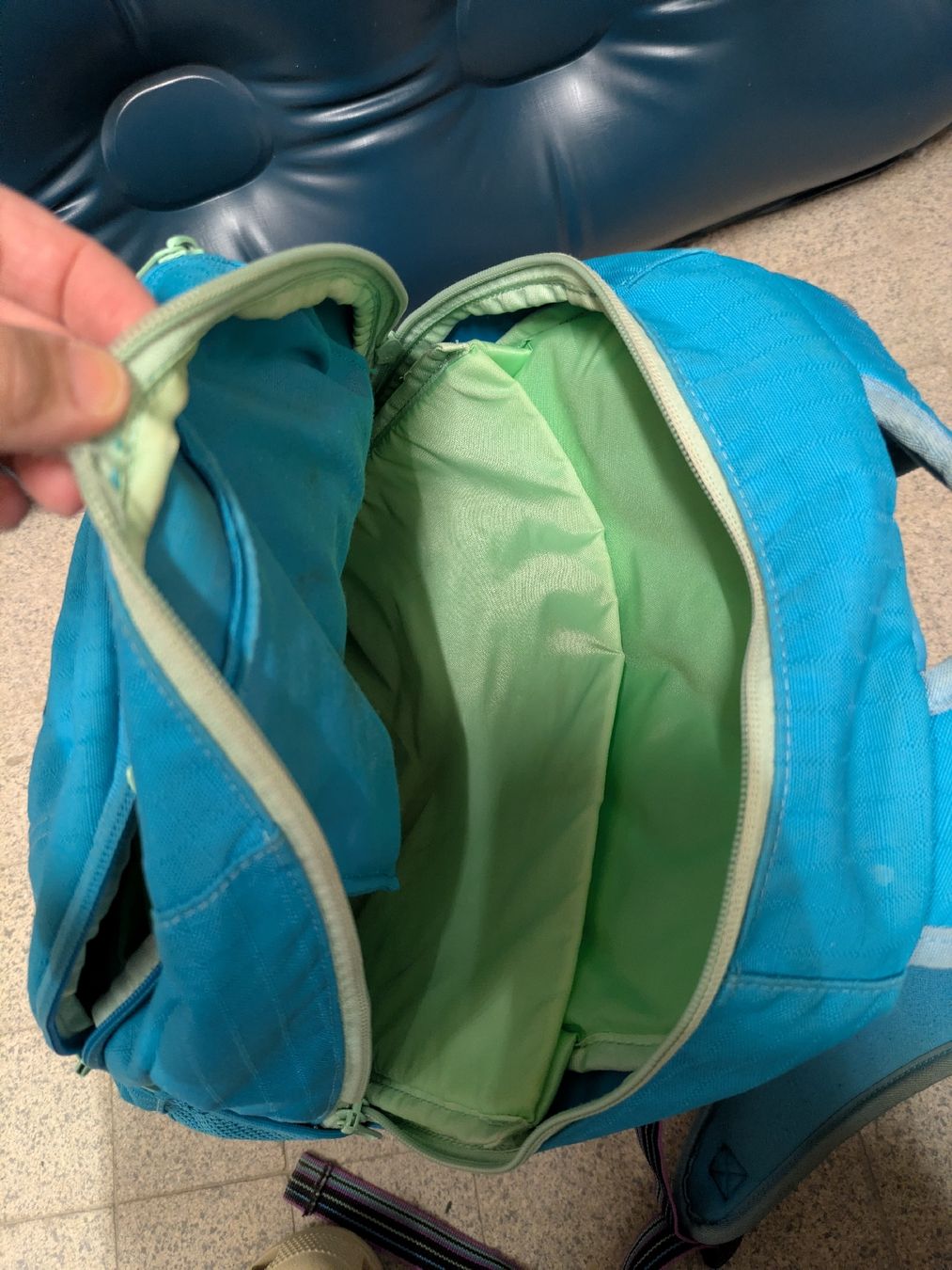 Dakine Sacs à dos: Rucksack, hellblau, Dakine – D'occasion à Bern par Patricia.Z. 2