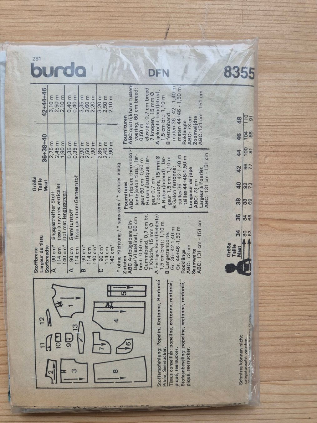 Schnittmuster: Schnittmuster Burda: Sommerkleid – Gebraucht aus Büttikon AG von Annale 1