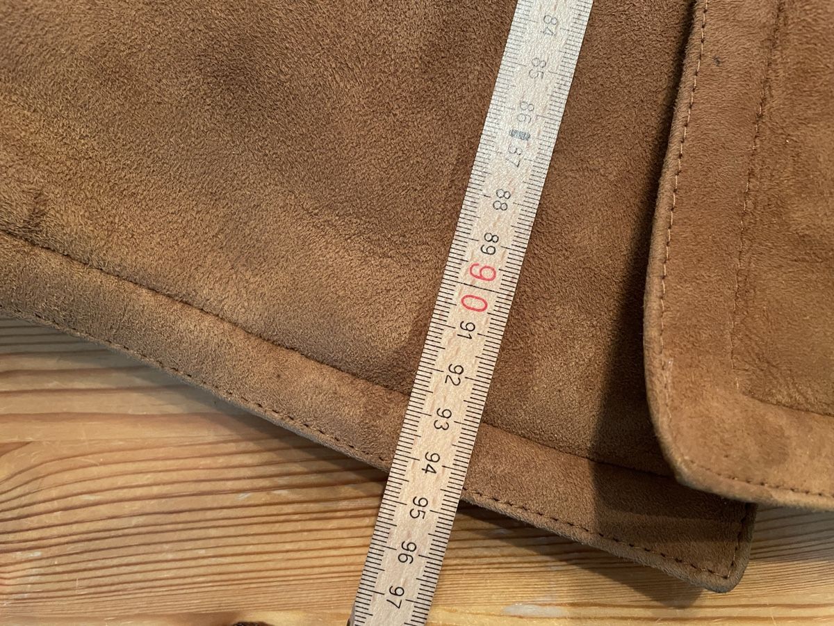 Cappotti: Wunderschöner Shearling Mantel  – Usato da Basel venduto da Garfield038 2
