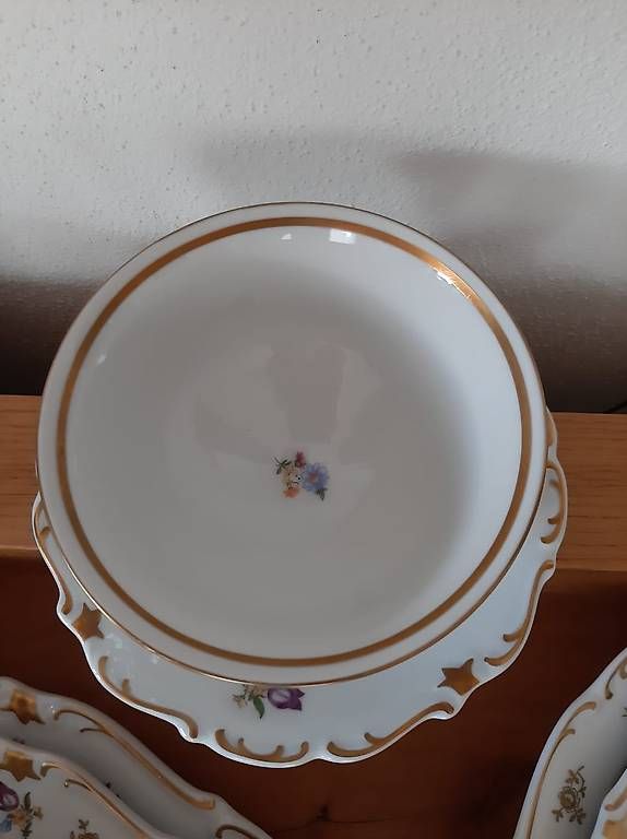 Set di piatti: Sehr schönes Reichenbacher Tafelservice – Usato da Rheineck venduto da Solduno60 3