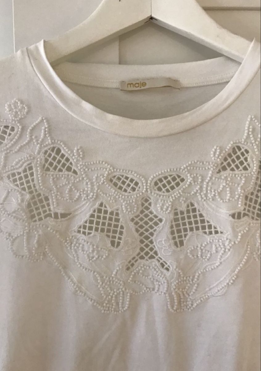 Maje T-shirts: Wunderschönes Majeshirt – D'occasion à Reinach AG par Ben14gs 1