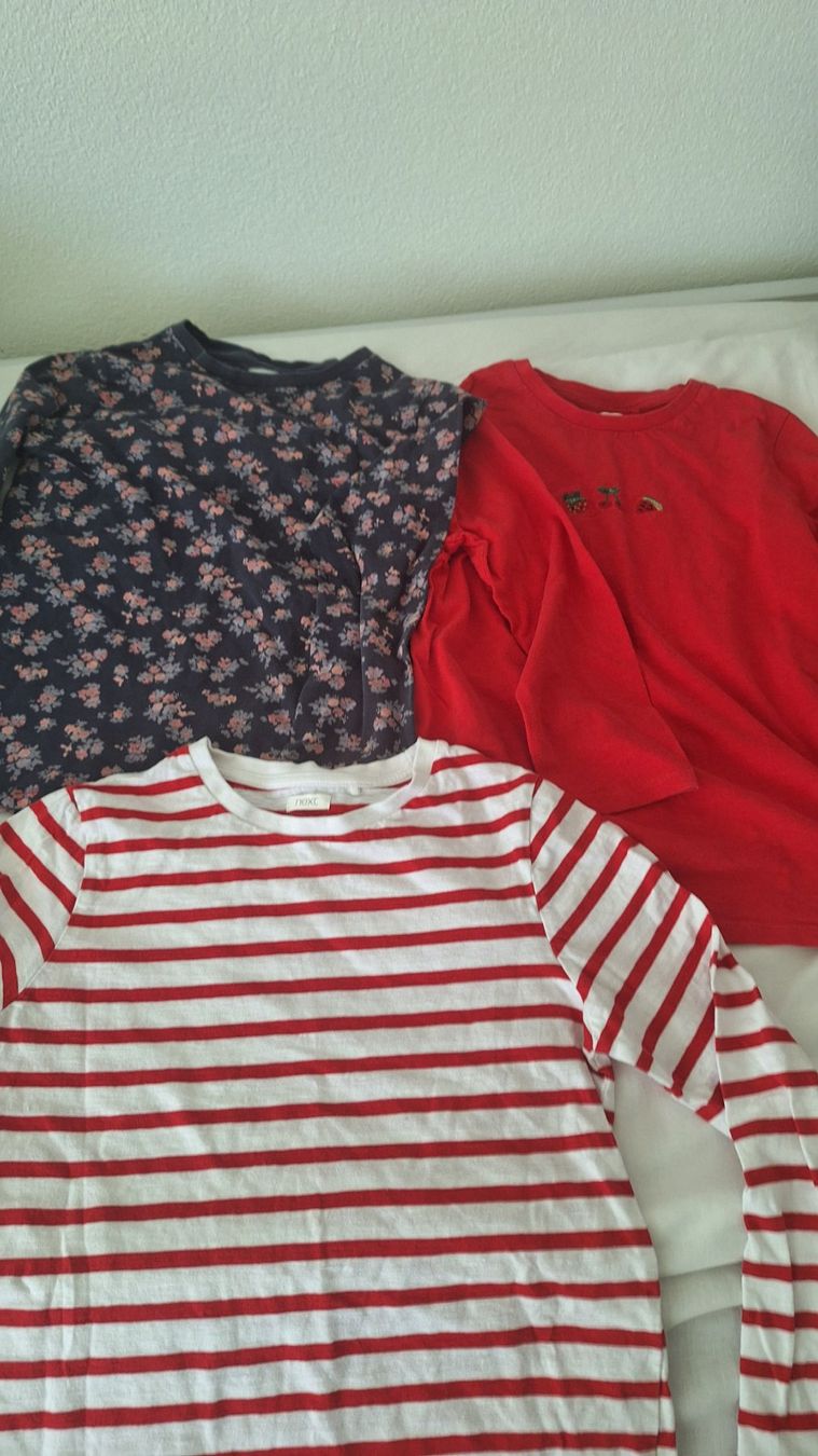 Camicette, T-shirt & Top: 3 tops mädchen G 146 – Usato da Schötz venduto da mar_dri