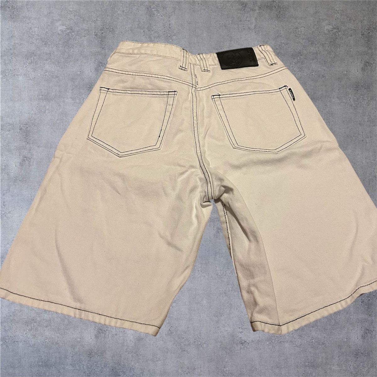 Jeans: Wasted Paris Shorts – Nuovo (secondo la descrizione) da Basel venduto da Vintageflo16 3