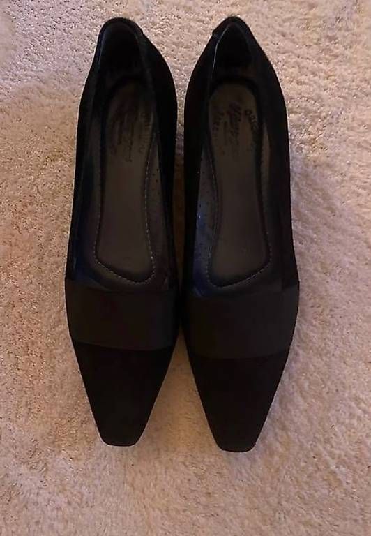 Scarpe da donna: Leder-Pumps schwarz – Usato da Brunnen venduto da rot005