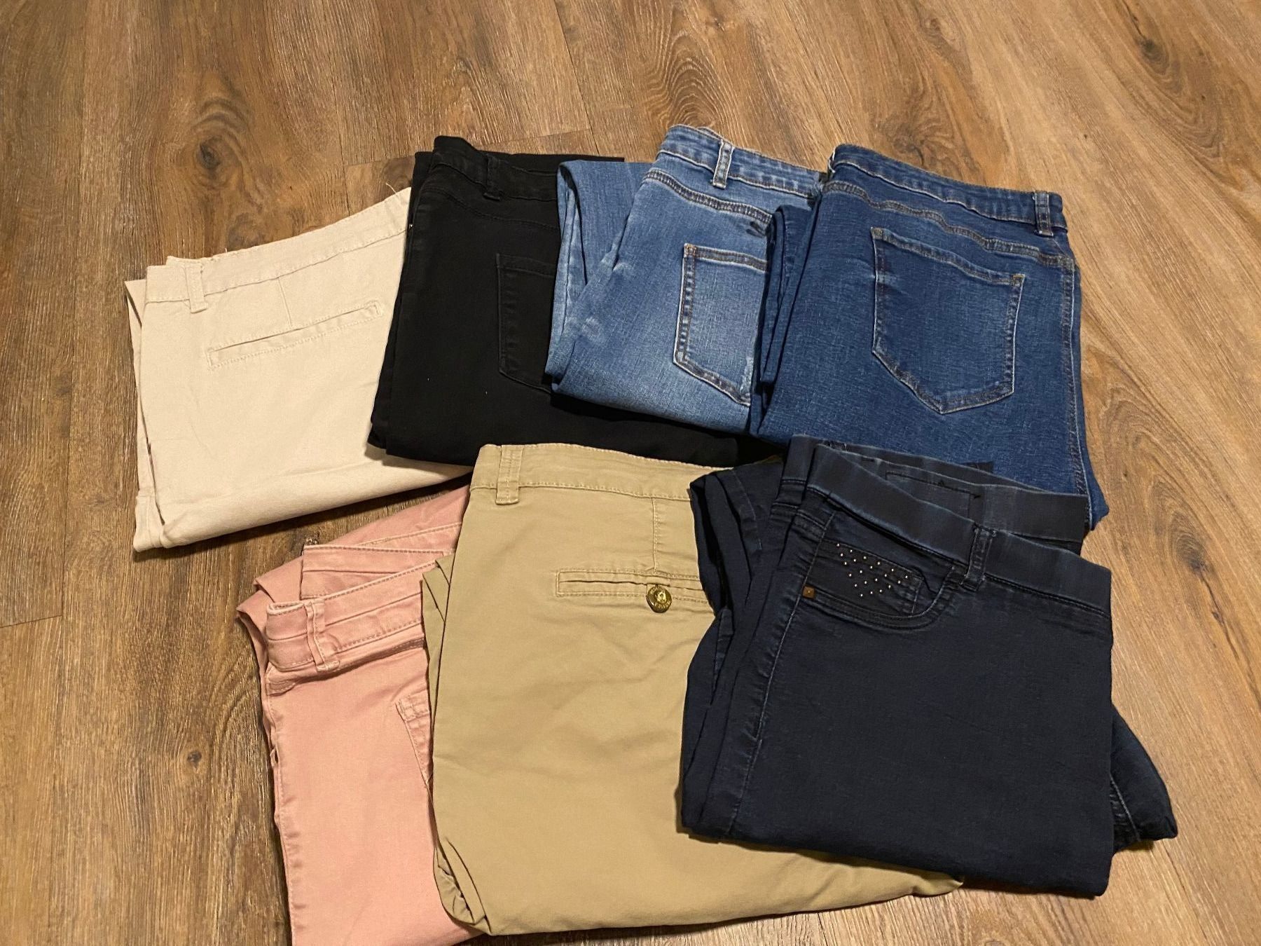 Hosen: Damen Hosen-Set Gr. 46 – Gebraucht aus Wolfwil von Piccola87