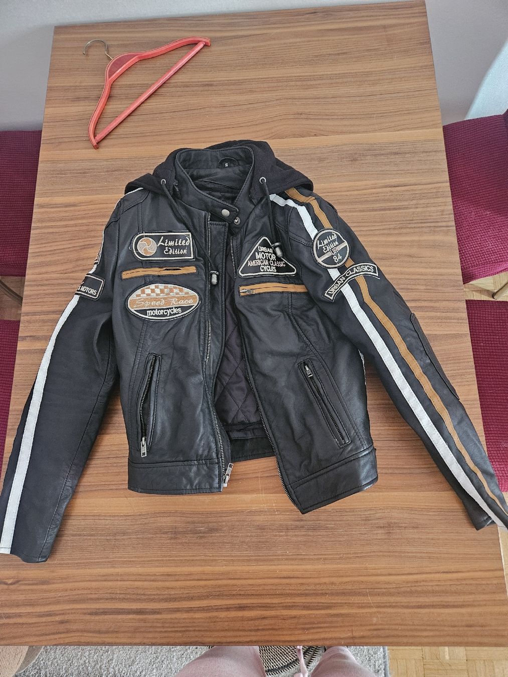 Giacche: Motorradjacke Damen – Usato da Kaiseraugst venduto da Thoughts44