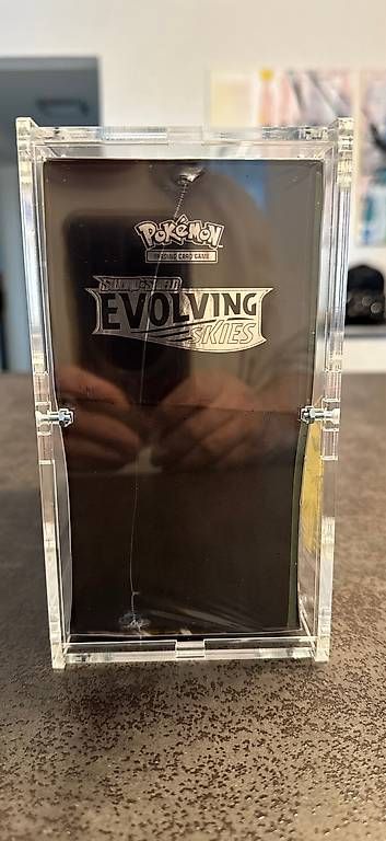 Pokémon Carte collezionabili: Evolving Skies Elite Trainer Box [LUJF] – Nuovo e nell'imballaggio originale da Penthaz venduto da Loupuce 3