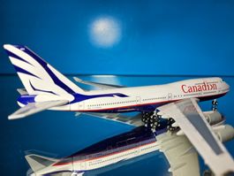 Modellflugzeug _ StarJets __ Boeing B747 __ Canadian _ 1:500
