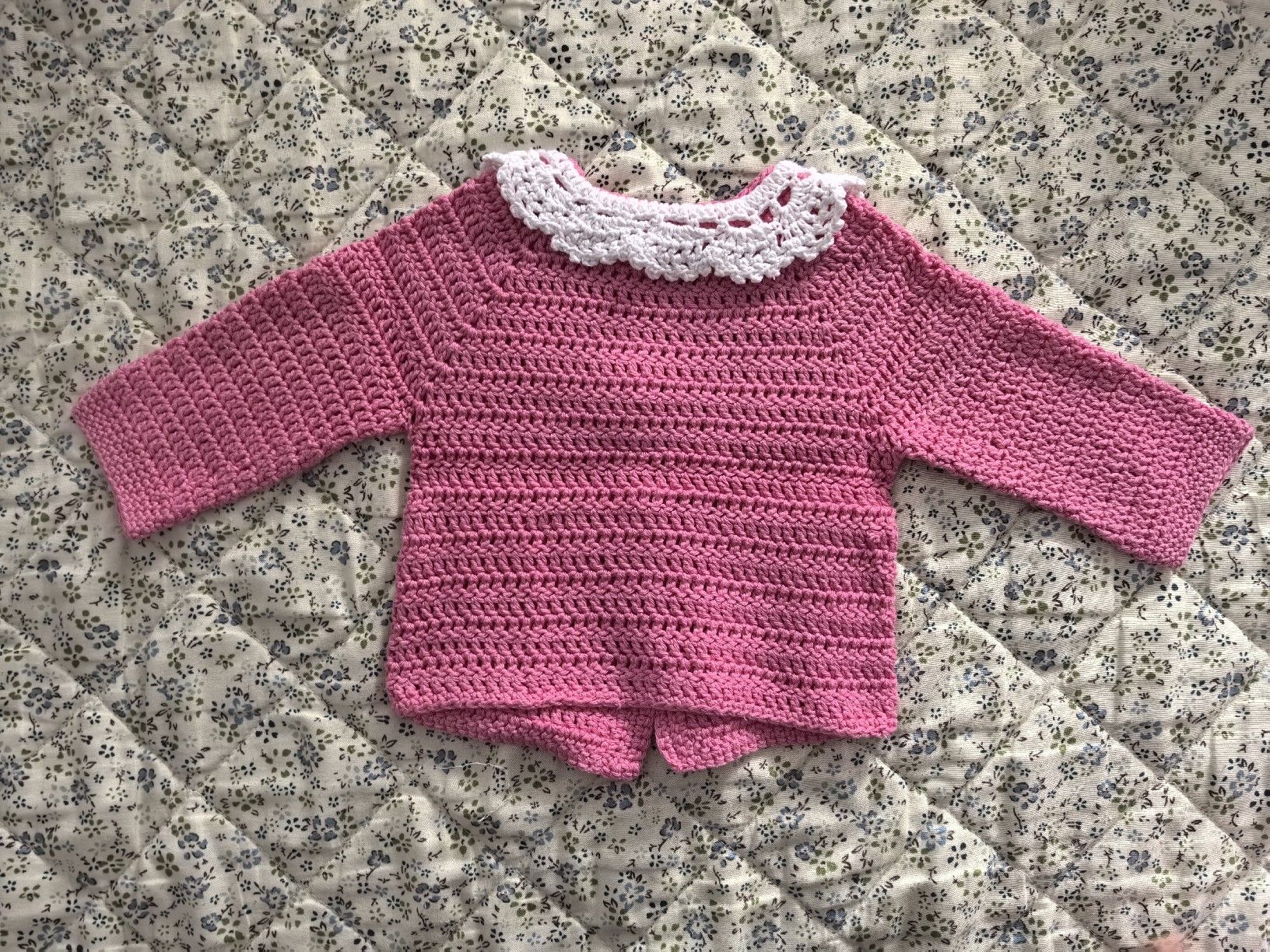 Pullover & Sweatshirts: Baby Pulli – Gebraucht aus Bad Ragaz von chenk24 1