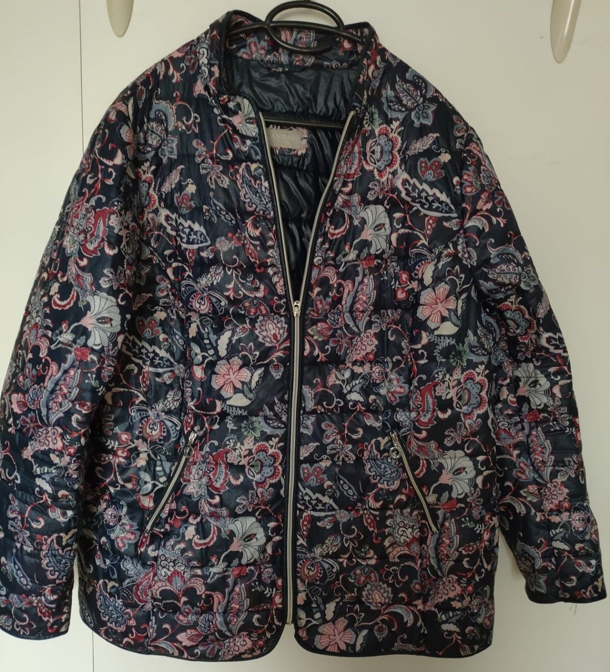 Giacche: leichte Daunenjacke Gr. 50 – Usato da Luzern venduto da Luzern_Energy