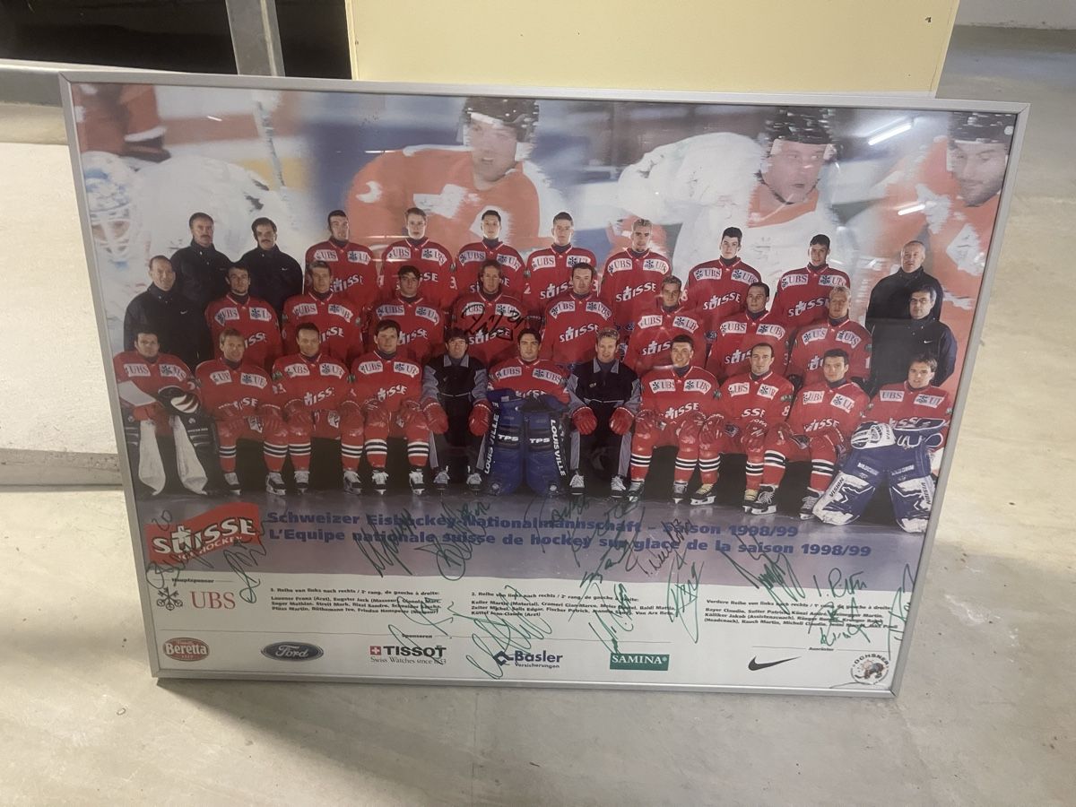Foto & Immagini: Poster Schweizer Eishockey Nati – Usato da Matzendorf venduto da scbern08