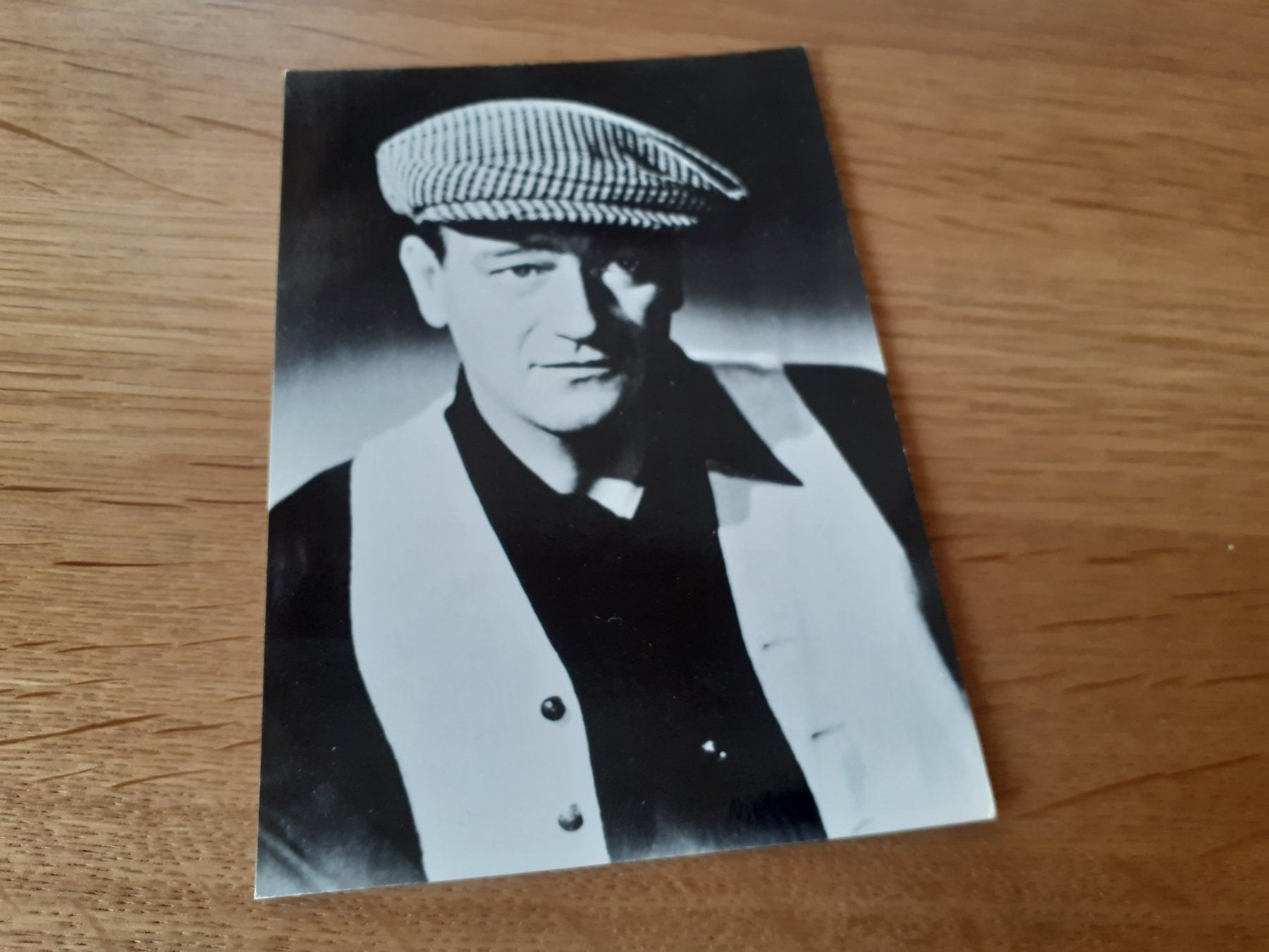 Cartoline postali: FILM - JOHN WAYNE - SCHAUSPIELER – Usato da Winterthur venduto da Ornyx7