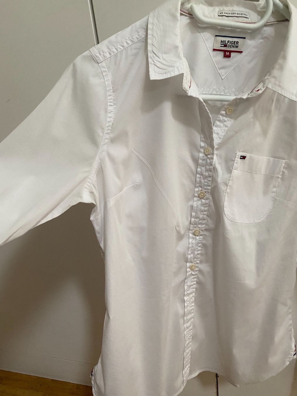 Tommy Hilfiger Camicette: Tommy Hilfiger Bluse .! 🌸 – Usato da Opfikon venduto da Luis144 3