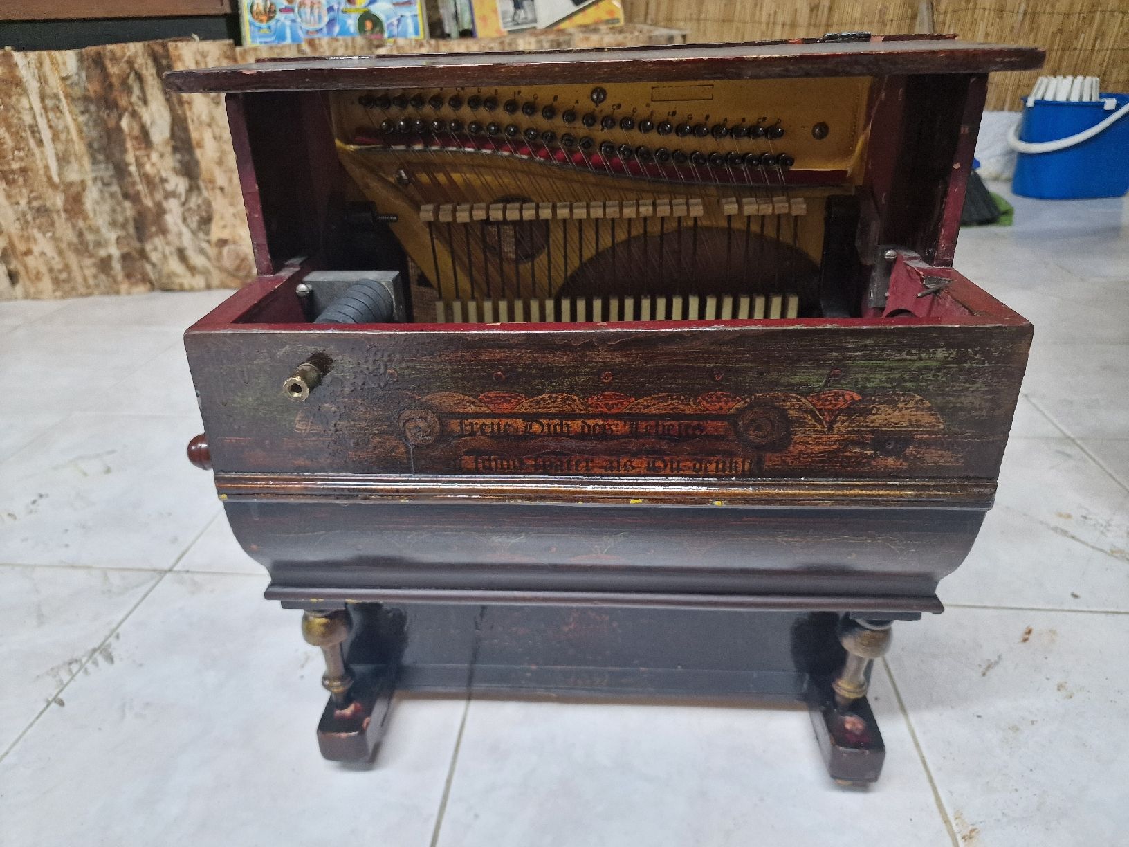 Strumenti musicali: pianola ancienne – Difettoso da La Chaux-de-Fonds venduto da Ric_m628