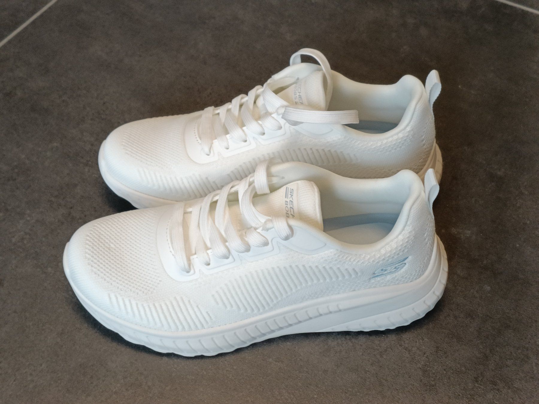Skechers Chaussures femmes: Skechers Turnschuhe – Neuf (Voir description) à Böckten par danlim 1