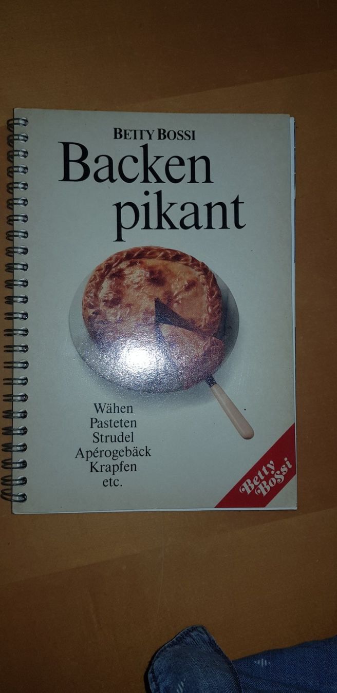 Livres: Betty Bossy - Backen pikant – D'occasion à Safenwil par 551renate