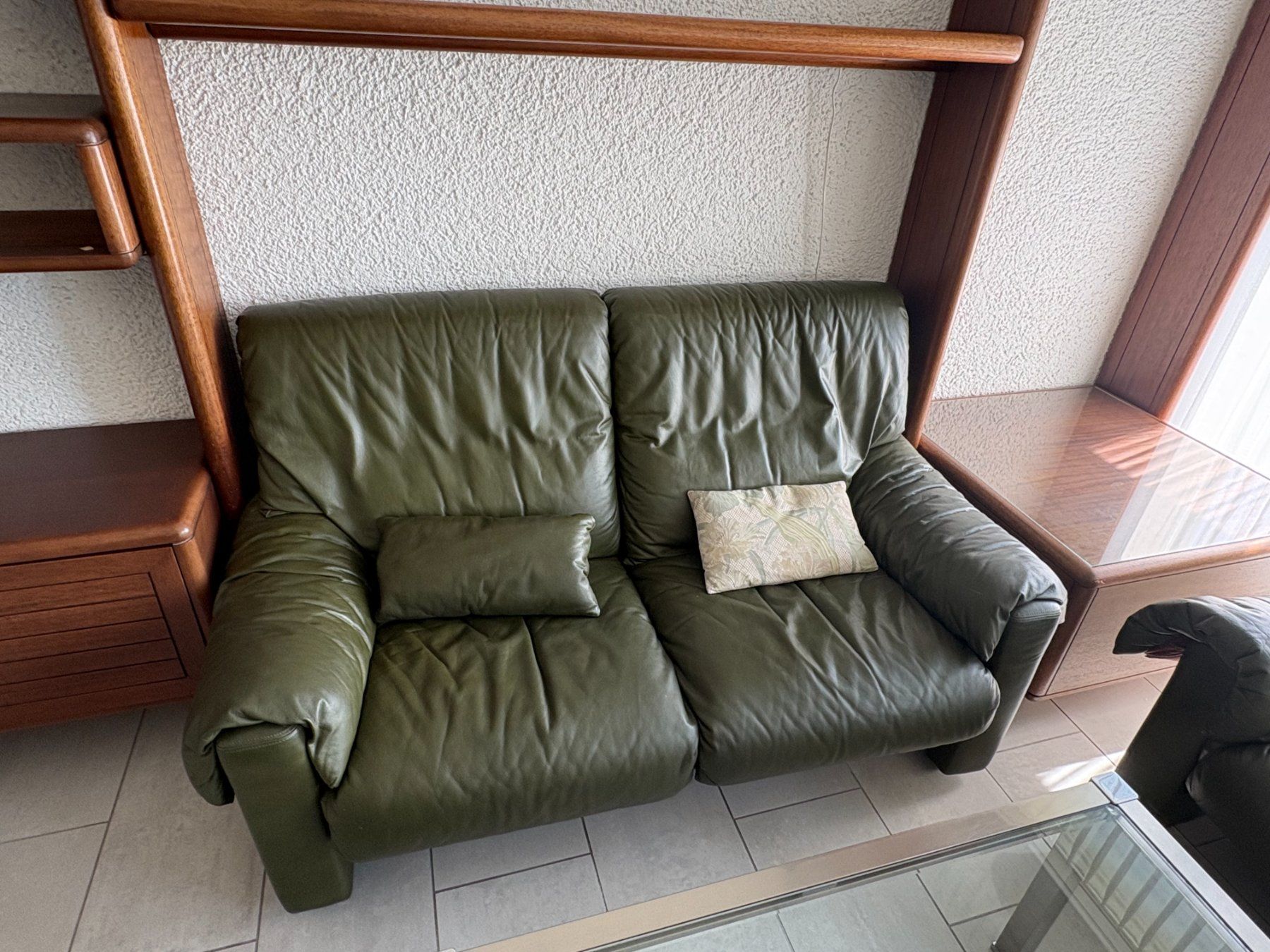 Divani: Polstergruppe mit Salontisch – Usato da Zürich venduto da philipbucher01 1