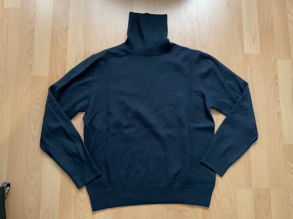 We Pullover & Sweatshirts: WE Rollkragenpullover – Gebraucht aus huttwil von care.b