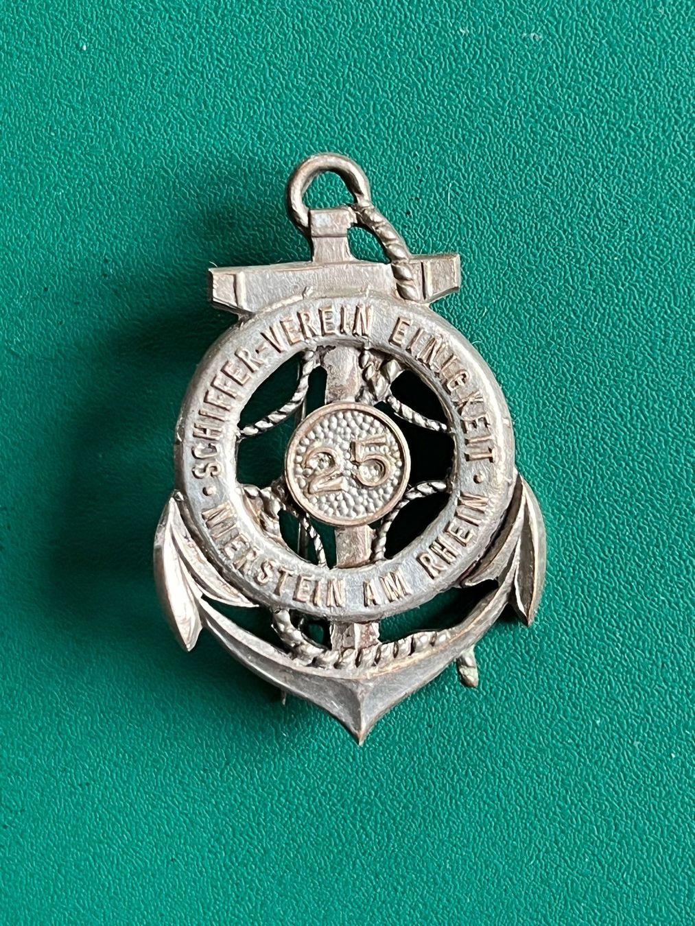 Placchette & Badge: Abzeichen Schifferverein – Usato da Muttenz venduto da Bhuebi