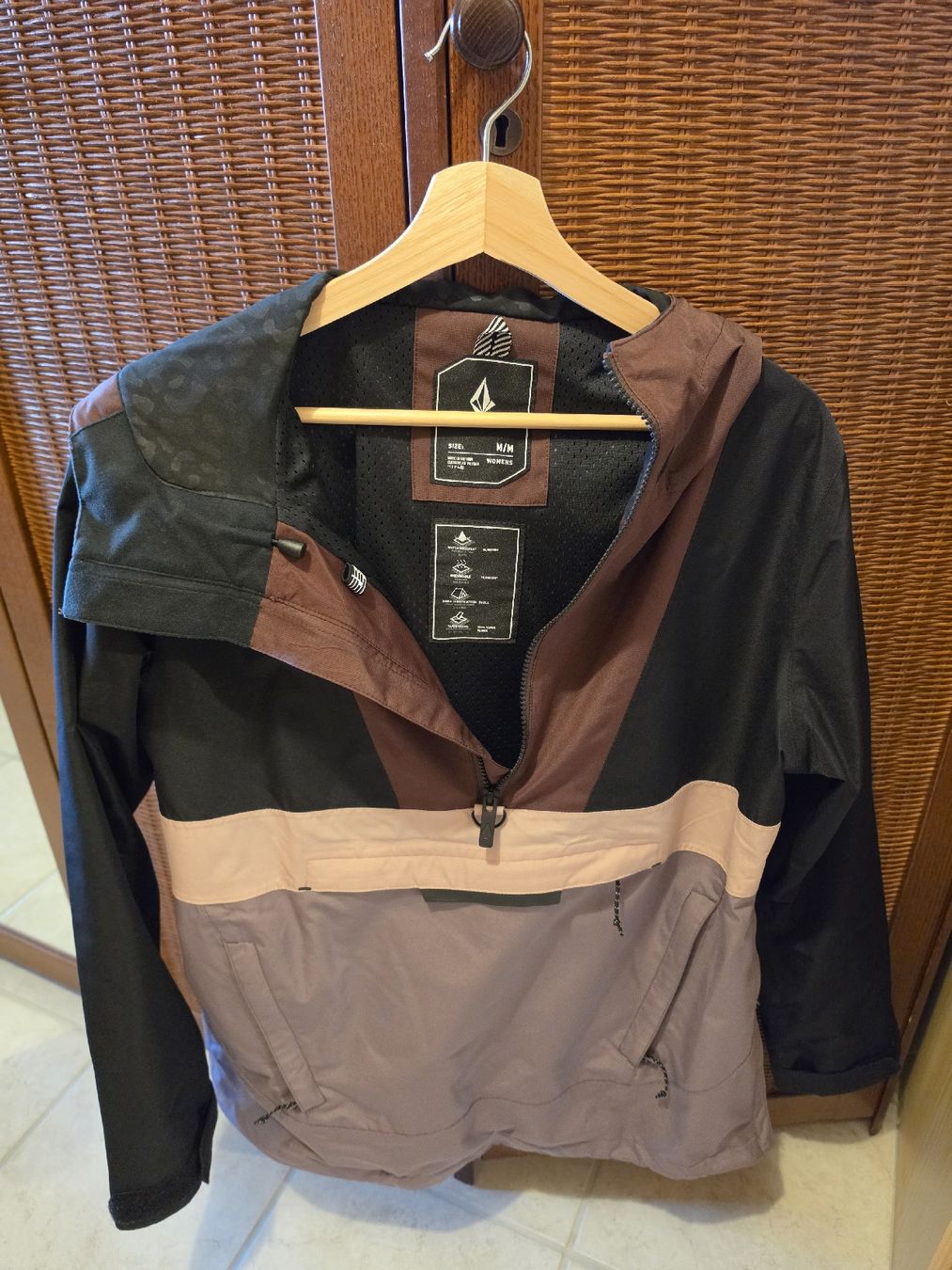 Volcom Giacche: Volcom Ashfield Anorak – Nuovo (secondo la descrizione) da Hettiswil venduto da cam_yg6n