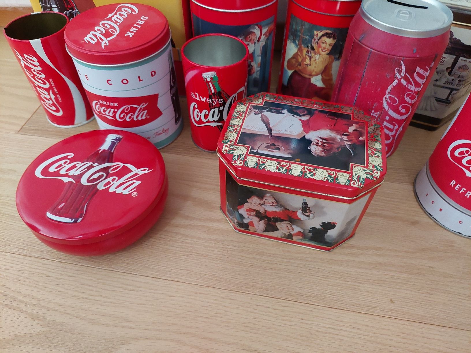 Coca-Cola Tutte le decorazioni: Sammlung Coca cola – Usato da Davesco-Soragno venduto da Mr.No 4