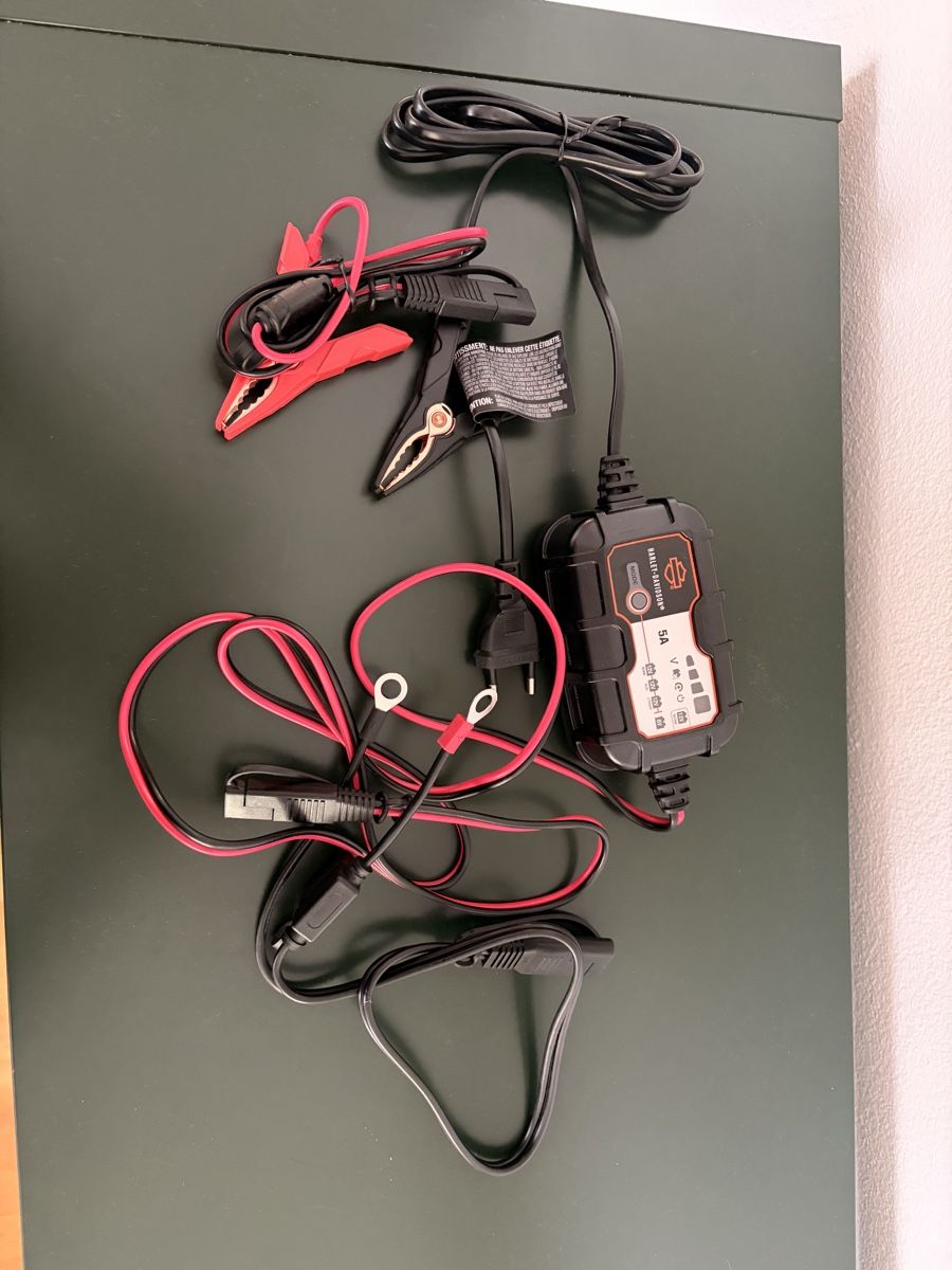 Caricabatterie: Harley-Davidson Batterieladegerät 5A – Nuovo (secondo la descrizione) da Uster venduto da mch_lhb8 2