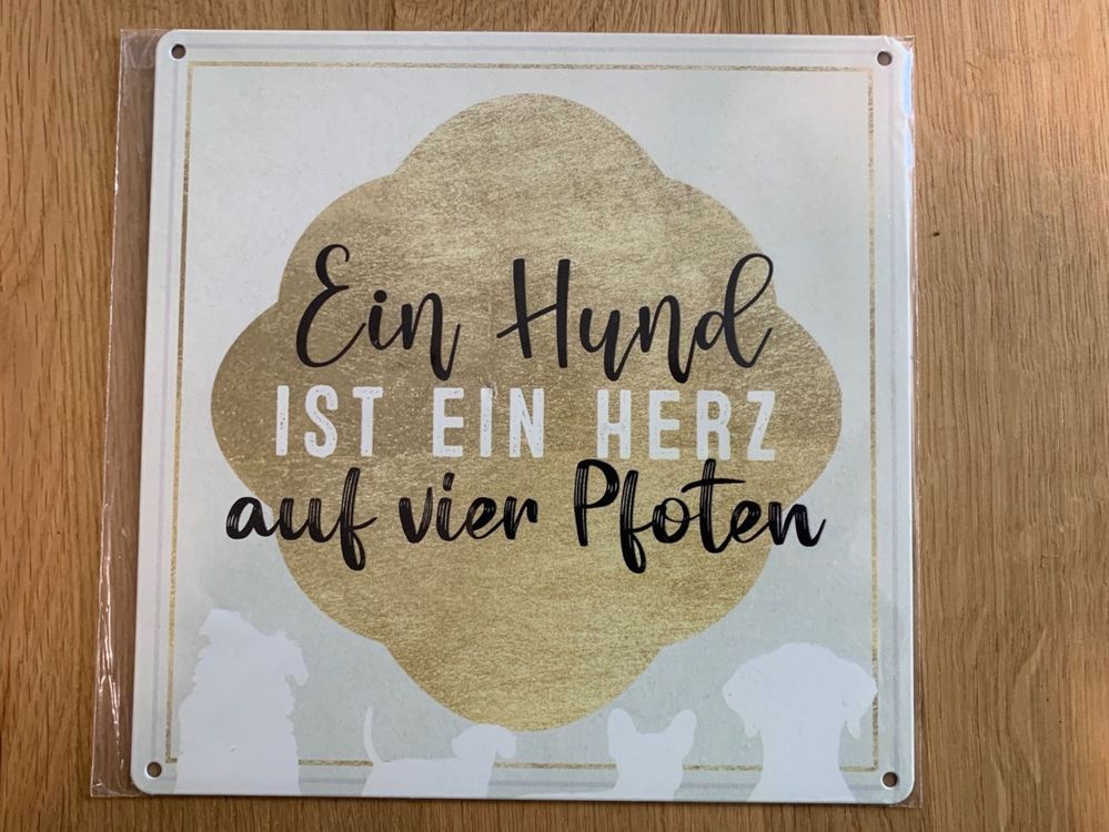 Metallschild mit Spruch / Ein Hund ist ein Herz auf 4 Pfoten Kaufen