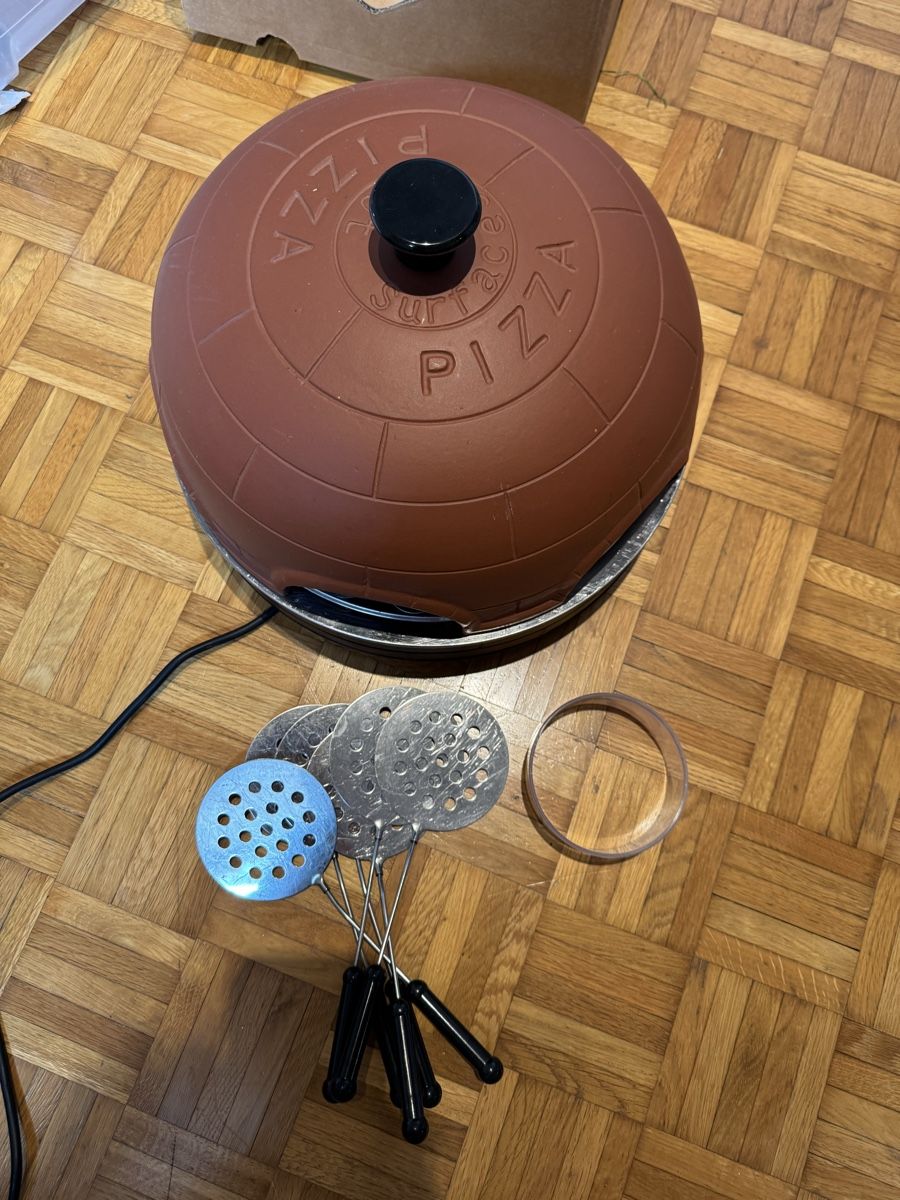 Appareils de cuisine: Pizzadom – D'occasion à Lüchingen par mic_bs62