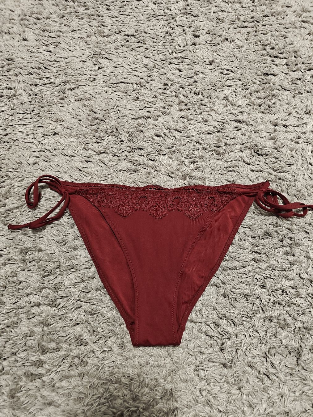 H&M Costumi da bagno & Bikini: Bikini Set  – Usato da Pieterlen venduto da Saemelili 6