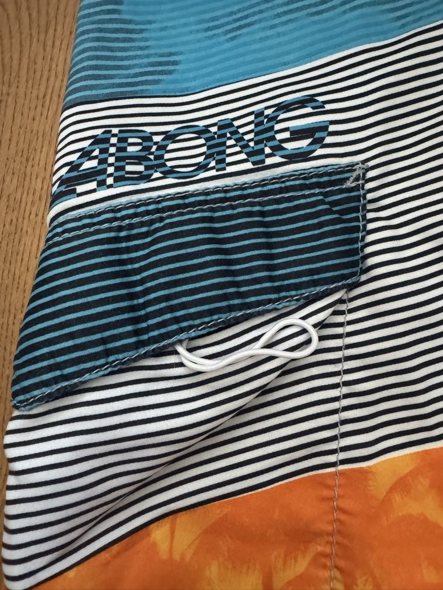 Billabong Pantaloni: Surf Boardshort  BILLABONG Gr. 34 – Usato da Netstal venduto da Svenswiss 1