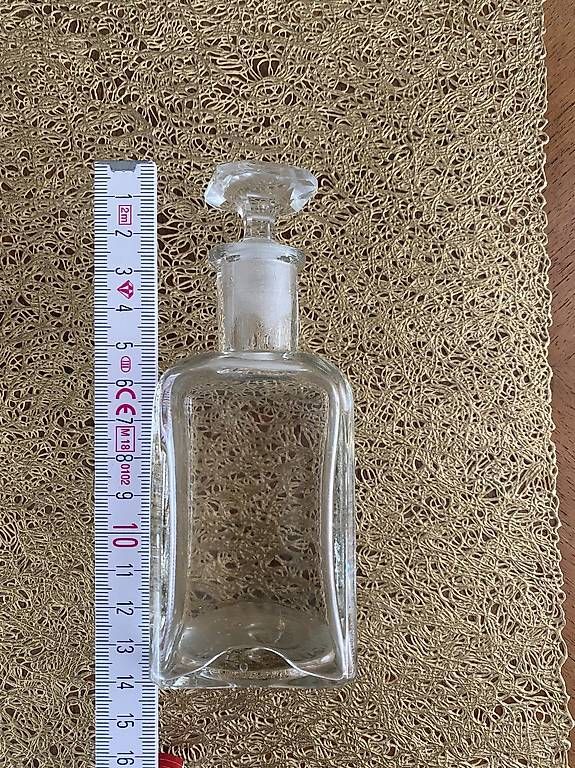 Caraffe: Glaskaraffe antik – Usato da Gerolfingen venduto da Regenbogen88 2