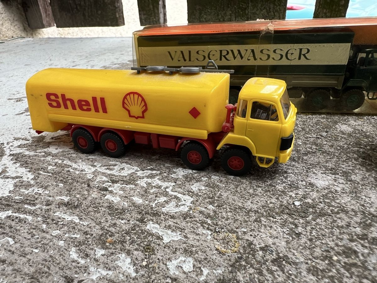 Roskopf Kit di modellismo & Modellini statici: Saurer LKW Modelle 1/87 – Usato da Obfelden venduto da Moscheli 1