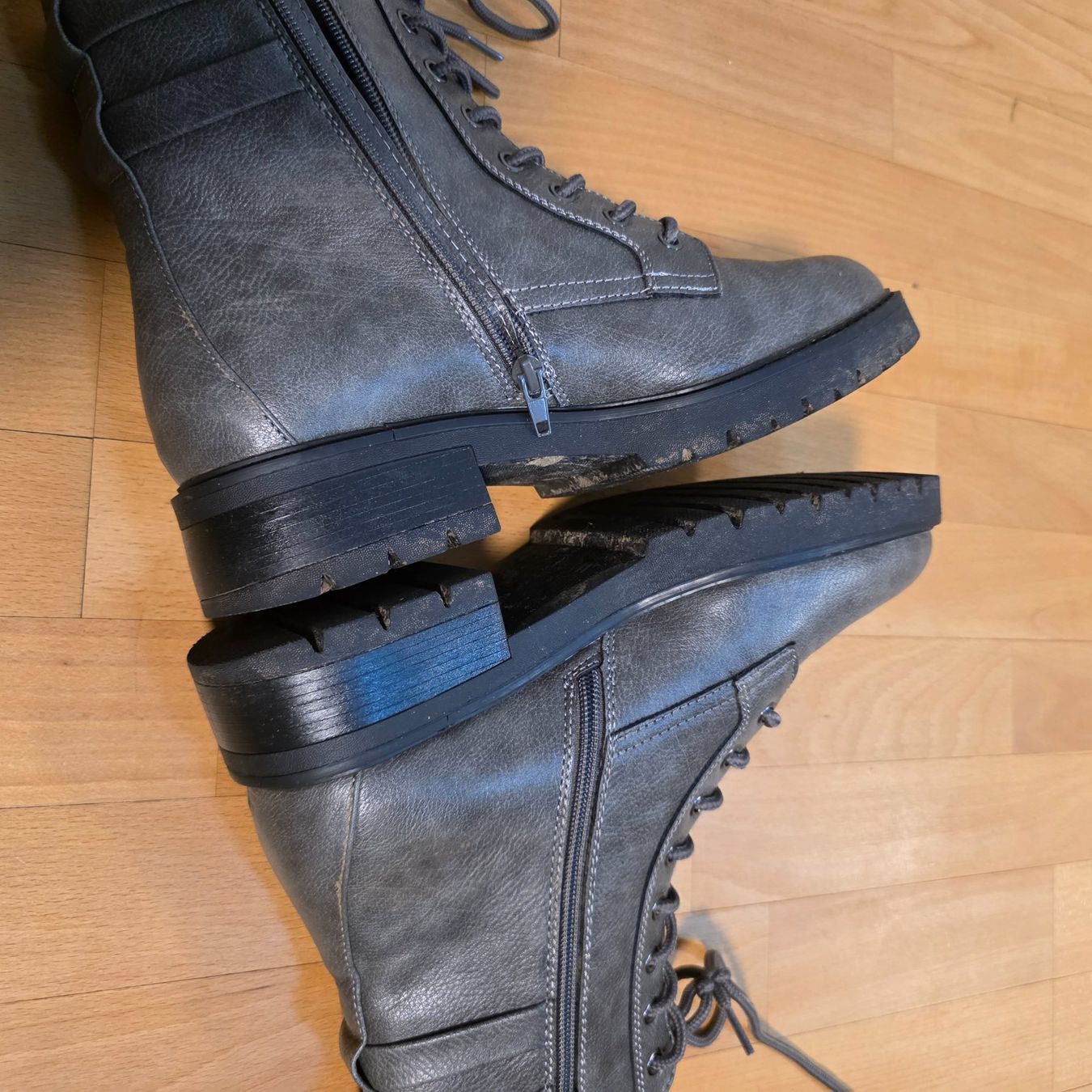 Landrover Damenschuhe: Landrover Stiefeletten Gr.41 grau – Gebraucht aus Wald ZH von CapLux 3