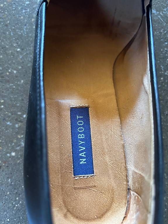 Scarpe da donna: Schöner Pumps schwarz – Usato da Muttenz venduto da Rauthio 2