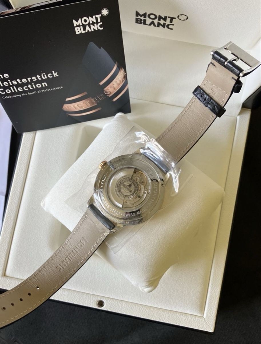 Montblanc Orologi: Montblanc Heritage Spirit Date Automatic 39mm – Nuovo e nell'imballaggio originale da Zizers venduto da 7000GR 1