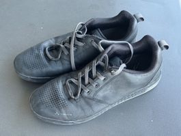 Flatpedal / MTB Schuhe dezent grau/schwarz in gutem Zustand
