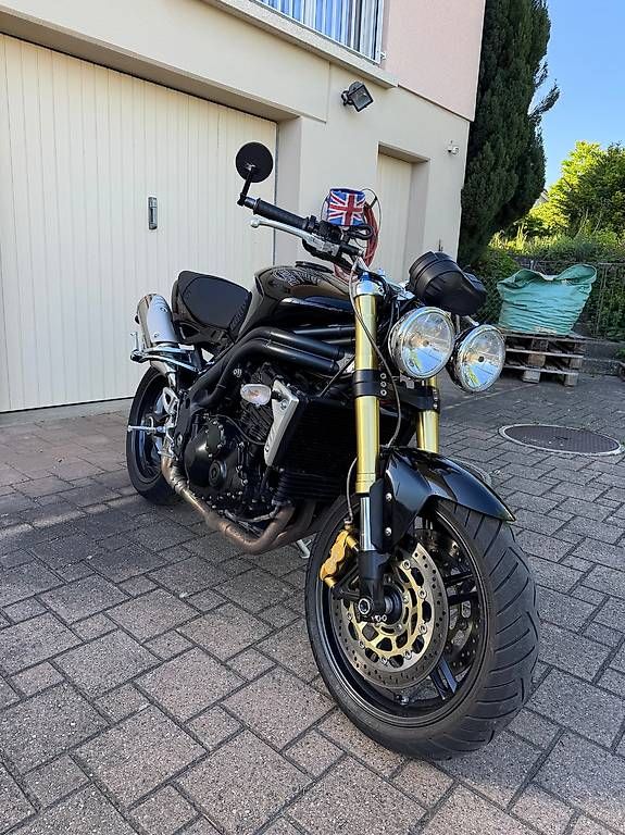 Strada: Triumph Speed Triple 1050 – Usato da Wünnewil venduto da Philler96 1