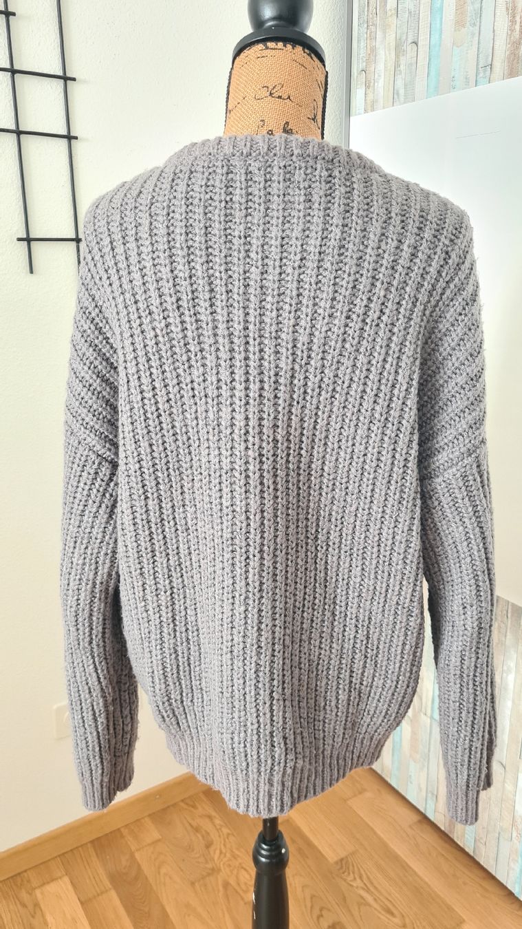 Pulls & Sweat-shirts: Vero Moda Strickpullover, Grau, Gr. M – Neuf (Voir description) à KRIENS par Franzy_Blond10 2