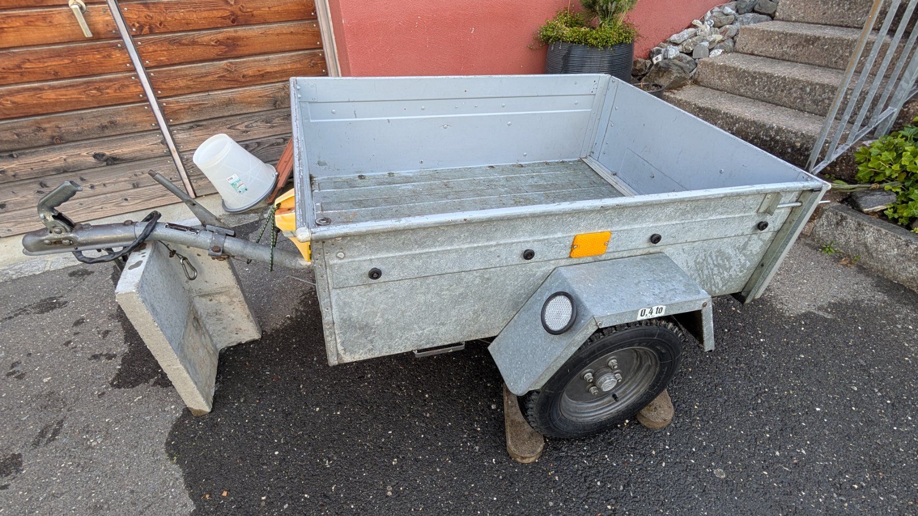 Heinemann Rimorchi: Autoanhänger Heinemann 400kg – Usato da Balzers venduto da Sofa5 1