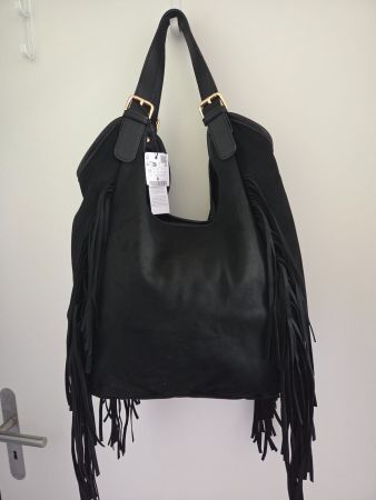 Schwarze Wildleder-Optik Fransen-Tasche Stradivarius – NEU