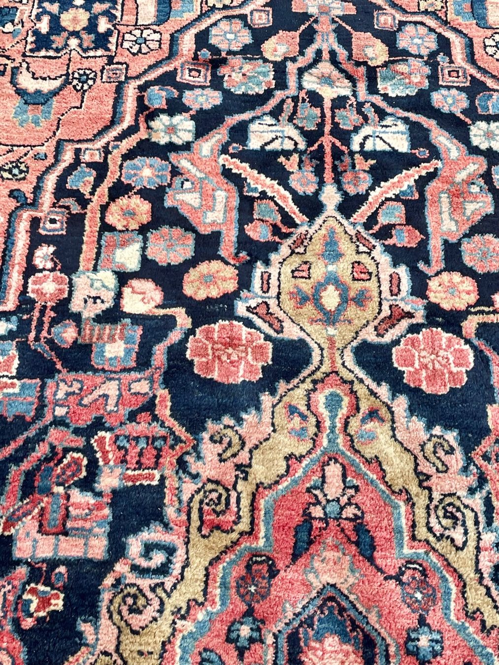 Teppiche: Grosse Handgeknüpfte Persische Orientteppich – Gebraucht aus Root von  6