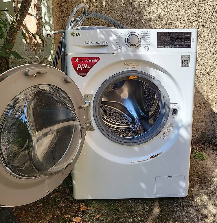 Lavatrici: Lavatrice LG Direct Drive – Usato da Sessa venduto da mau_lm9q 3
