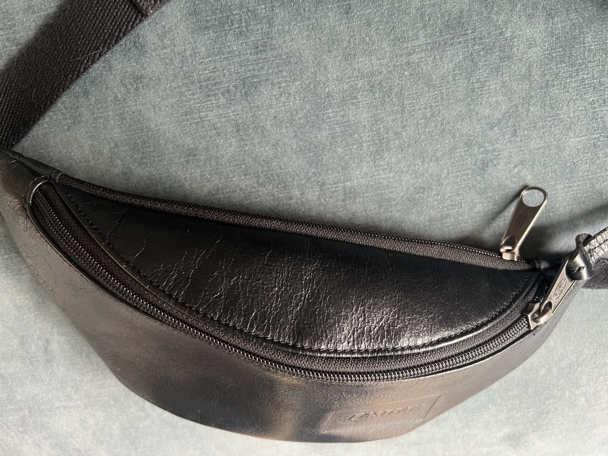 Eastpak Borse: Bauchtasche Eastpak Leder – Usato da OBERRIEDEN venduto da legpit 2
